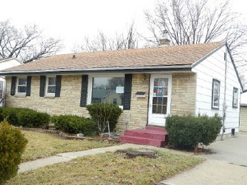 5068 N 83rd St, Milwaukee, WI 53218 