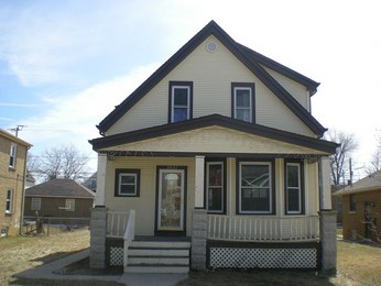 3633 East Holmes Av, Cudahy, WI 53110 