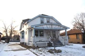 1245 Bs 96th St, West Allis, WI 53214 