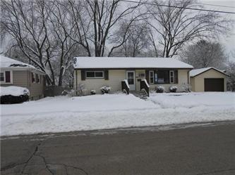 1906 Murray Ave, Waukesha, WI 53186 