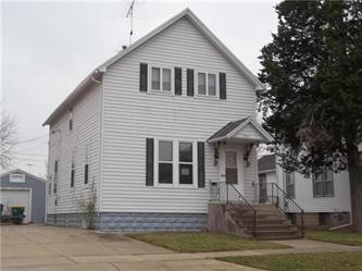 386 E 2nd St, Fond Du Lac, WI 54935 