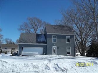 100 Sunrise Lane, Fall River, WI 53932 