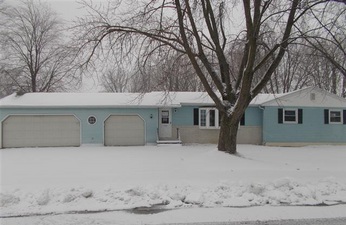 102 N Elm St, Black Creek, WI 54106 