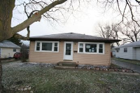 818 S 105th Street, West Allis, WI 53214 
