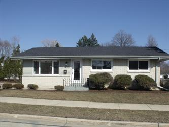 1925 Kentucky St, Racine, WI 53405 