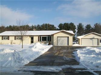 S9618 Center Street, Prairie Du Sac, WI 53578 