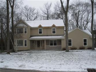 W275 N2521 Wildflower Rd, Pewaukee, WI 53072 