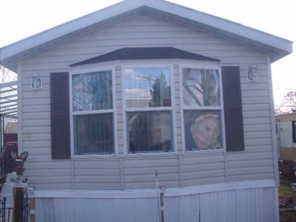 10211 W Greenfield Ave 10, West Allis, WI 53214 