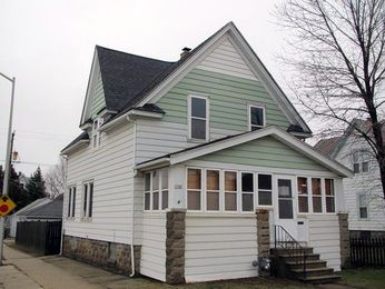 1702 South 71st Str, West Allis, WI 53214 