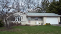 1276 N Lapham St, Oconomowoc, WI 53066 