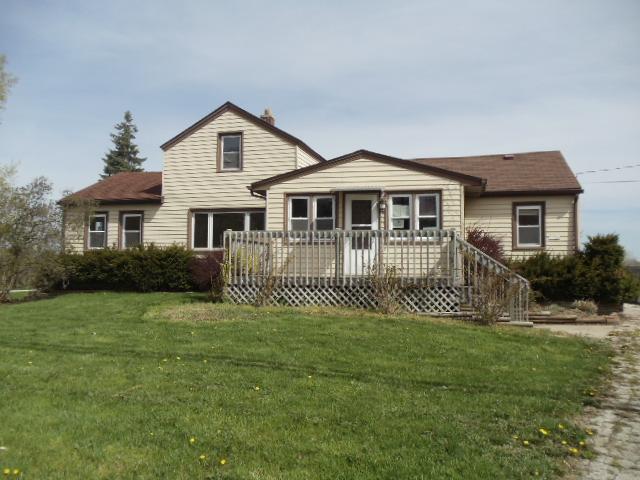 11724 County Road G, Caledonia, WI 53108 