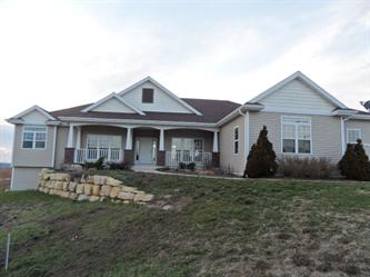 1004 Glenview Ct, Mount Horeb, WI 53572 