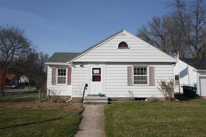 1477 Mccormick Stre, Green Bay, WI 54301 