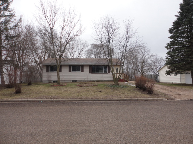 201 Sunset Drive, Lodi, WI 53555 