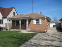 2813 West Boulevard, Racine, WI 53403 
