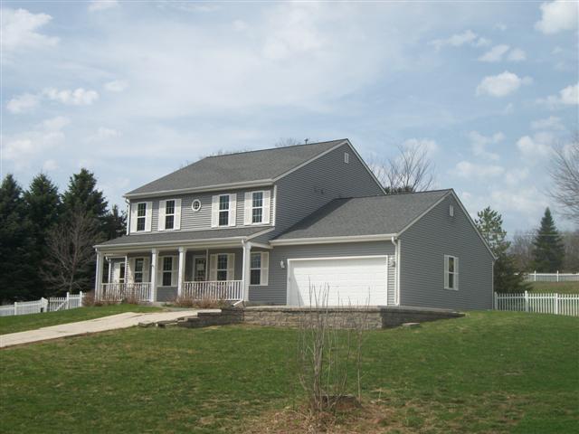 N5521 Memory Ln, Fredonia, WI 53021 