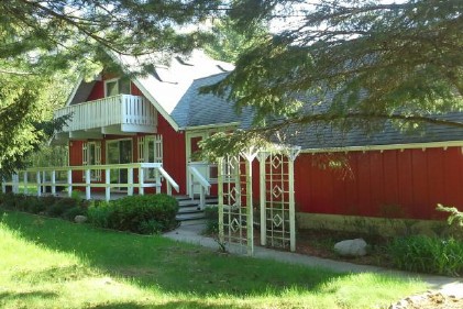 N8136 Rose Terrace, Elkhorn, WI 53121 