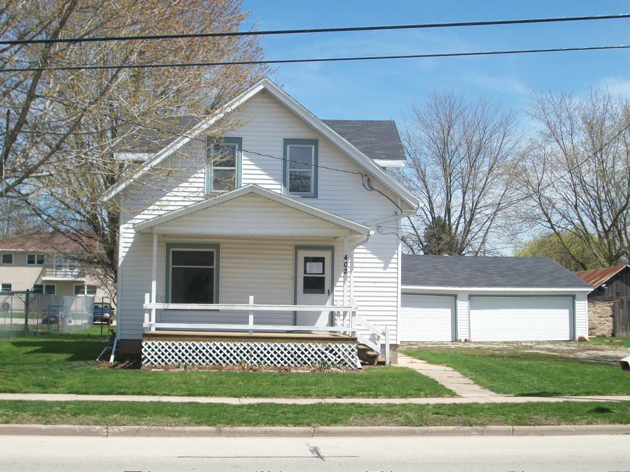 402 S Main St, Black Creek, WI 54106 