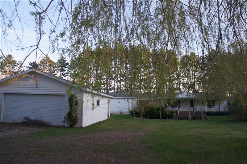 13190 Lakeview Cour, Pound, WI 54161 