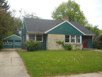 711 Pearl Street, Edgerton, WI 53534 