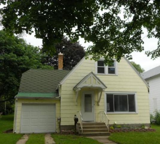 504 Monroe St, Fort Atkinson, WI 53538 