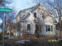 912 Christiana St, Green Bay, WI 54303 