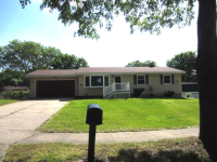 17 Ammerman Cir, Madison, WI 53716 