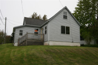 1314 Navarino St, Algoma, WI 54201 