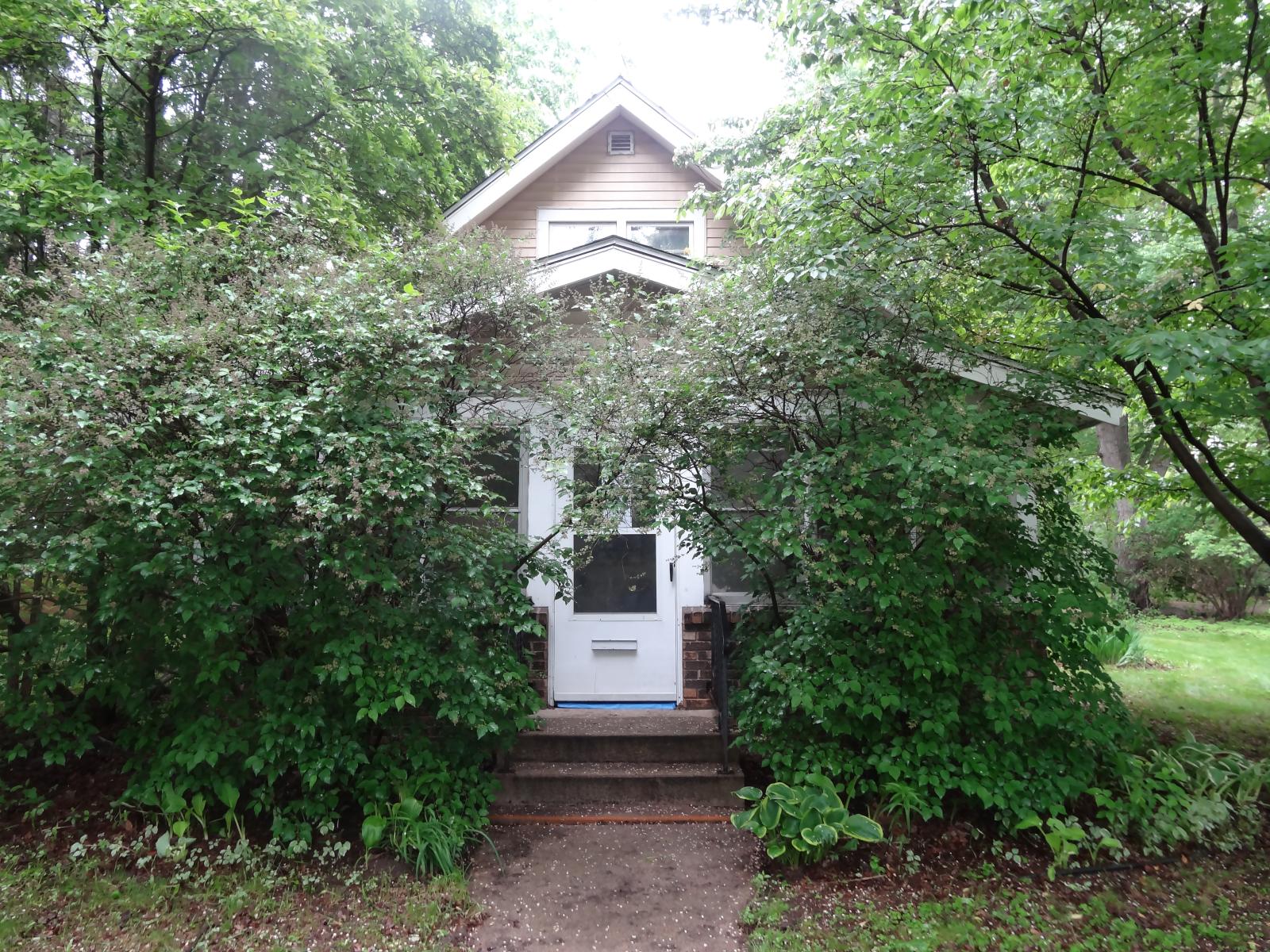 524 6th St N, Hudson, WI 54016 