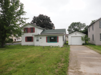 302 Green St E, Watertown, WI 53098 