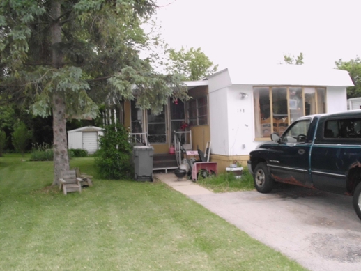 138 Water's Edge Circle, Burlington, WI 53105 