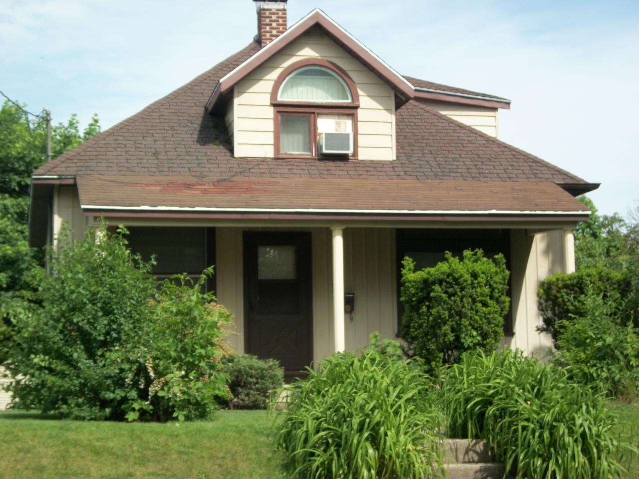 1223 Oak Street, Beloit, WI 53511 