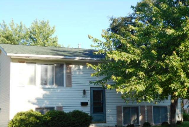 1360 Grant St, Beloit, WI 53511 