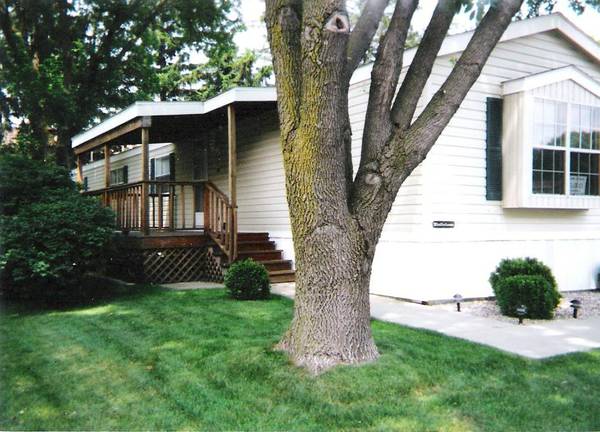 1414 Indigo Dr, Oshkosh, WI 54902 