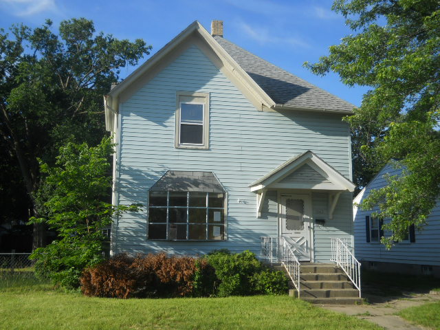 1142 W Grand Avenue, Beloit, WI 53511 