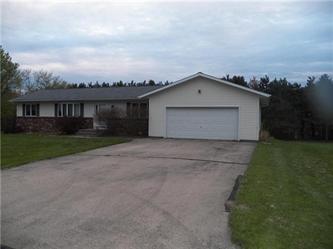 395 King Olavs Lane, Iola, WI 54945 