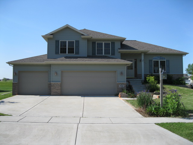 702 Avalon Rd, Columbus, WI 53925 