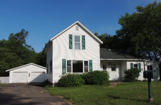 724 N. Stone Street, Augusta, WI 54722 