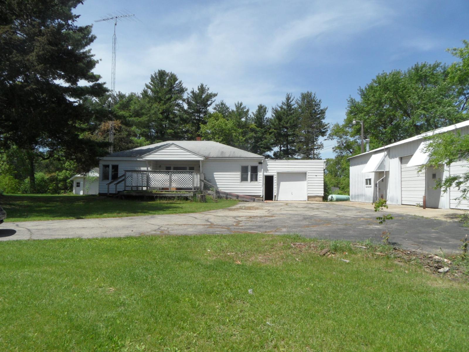 N6237 Us Highway 51, Pardeeville, WI 53954 