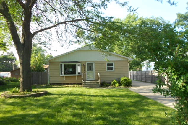 2310 91st St, Kenosha, WI 53143 