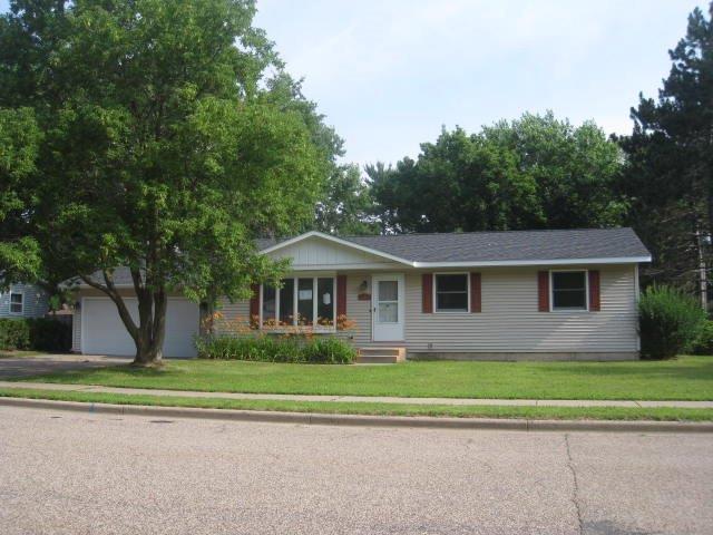 541 Grove Ave, Wisconsin Rapids, WI 54494 