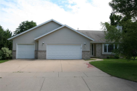 213 E Norfolk Pl, Appleton, WI 54911 