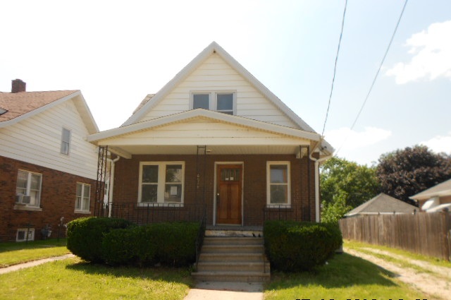 4528 25th Ave, Kenosha, WI 53140 