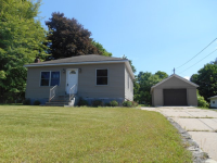 107 E High Street, Weyauwega, WI 54983 