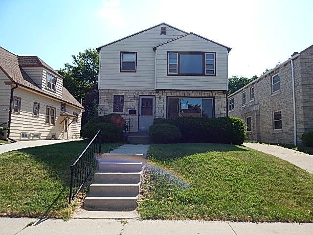 1740 52nd Street S, West Milwaukee, WI 53214 