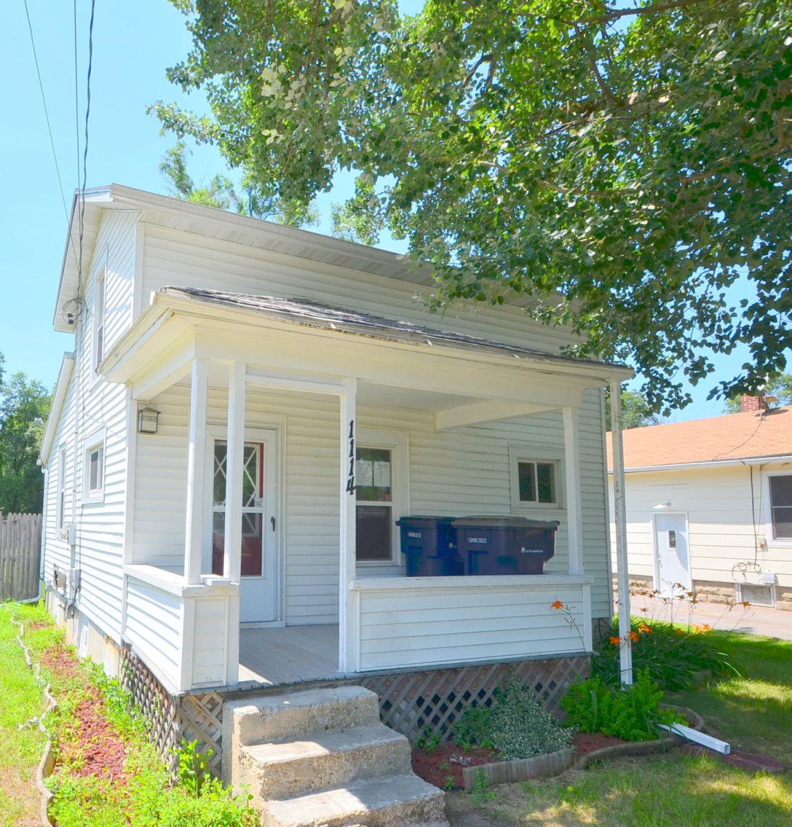 1114 Bouchard Avenu, Janesville, WI 53546 