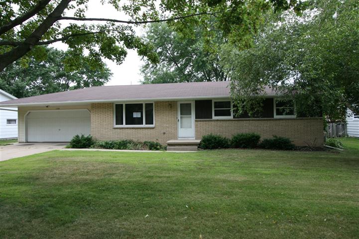 1436 Nelson St, Green Bay, WI 54304 