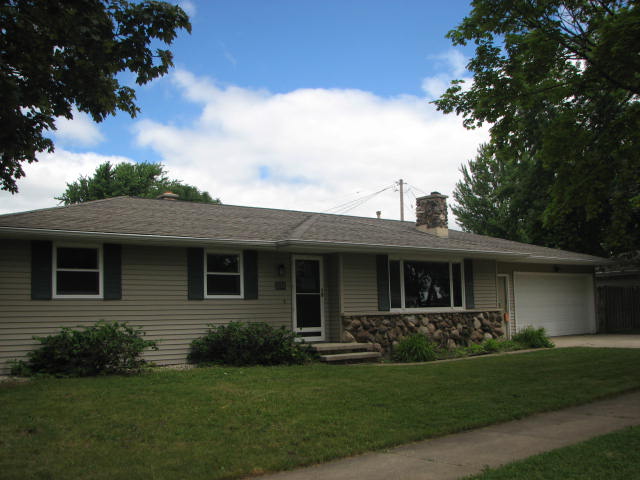 210 Jean Street, Combined Locks, WI 54113 