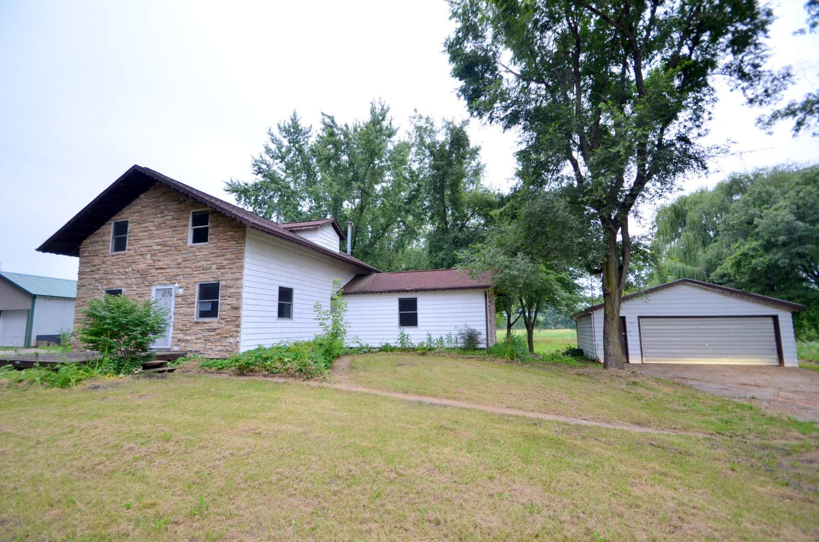 581 Morehead Rd, Belleville, WI 53508 