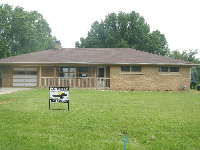 704 Martin Ave, Fredonia, WI 53021 